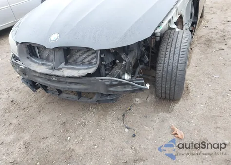 2011 BMW 328I xDrive z USA, uszkodzony, nr VIN WBAPK5G55BNN31074